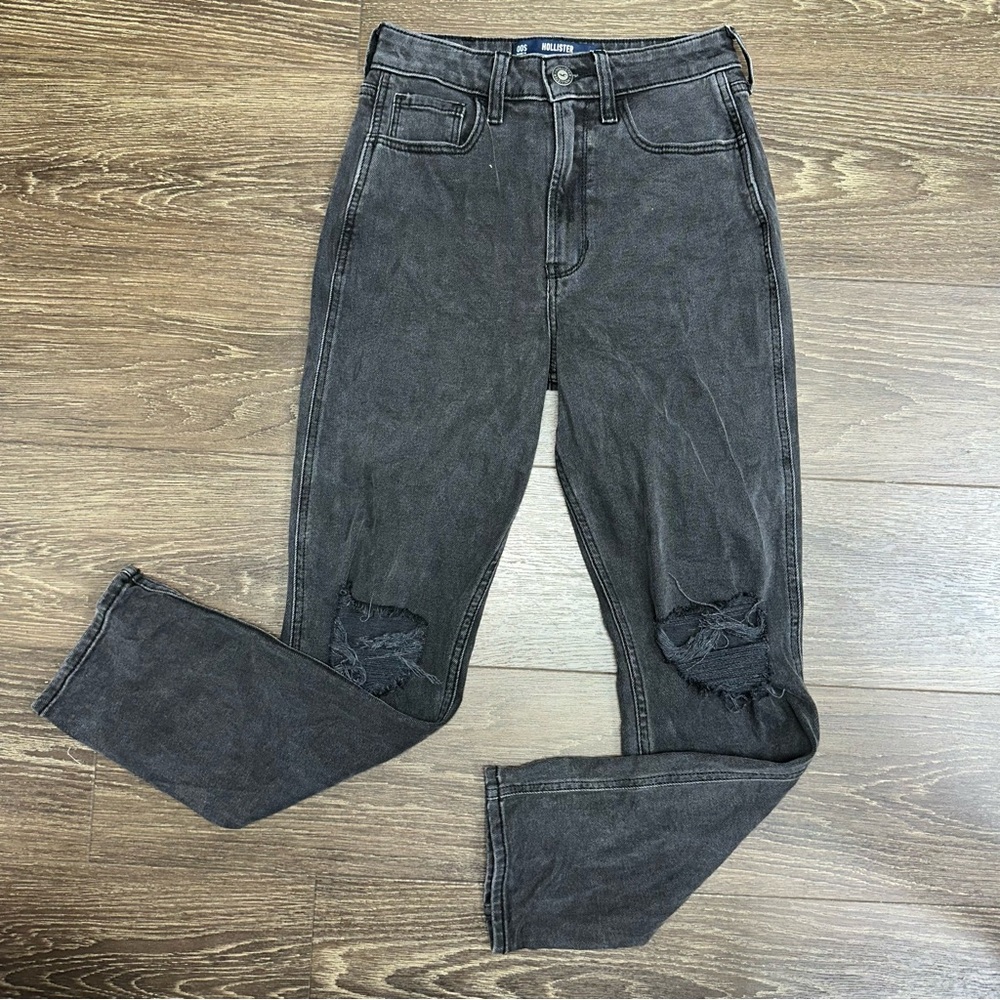 Hollister‎ jeans Ultra High-Rise Mom size 00S / W24S faded black ripped knees